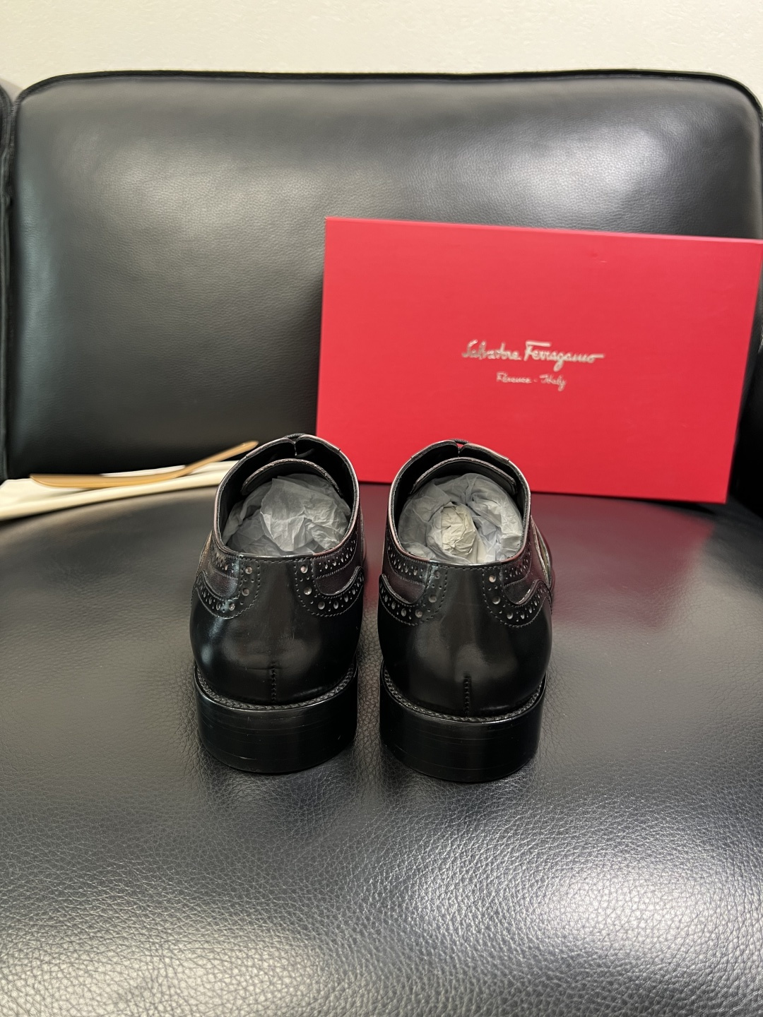 Ferragamo 高品质 顶级工艺品 菲拉格慕 专柜同步发售原厂配置，意大利进口原版牛皮，进口水染牛里