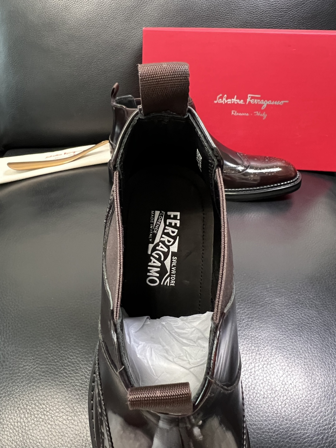 Ferragamo 高品质 顶级工艺品 菲拉格慕 靴子高帮专柜同步发售原厂配置，意大利进口原版牛皮，进口