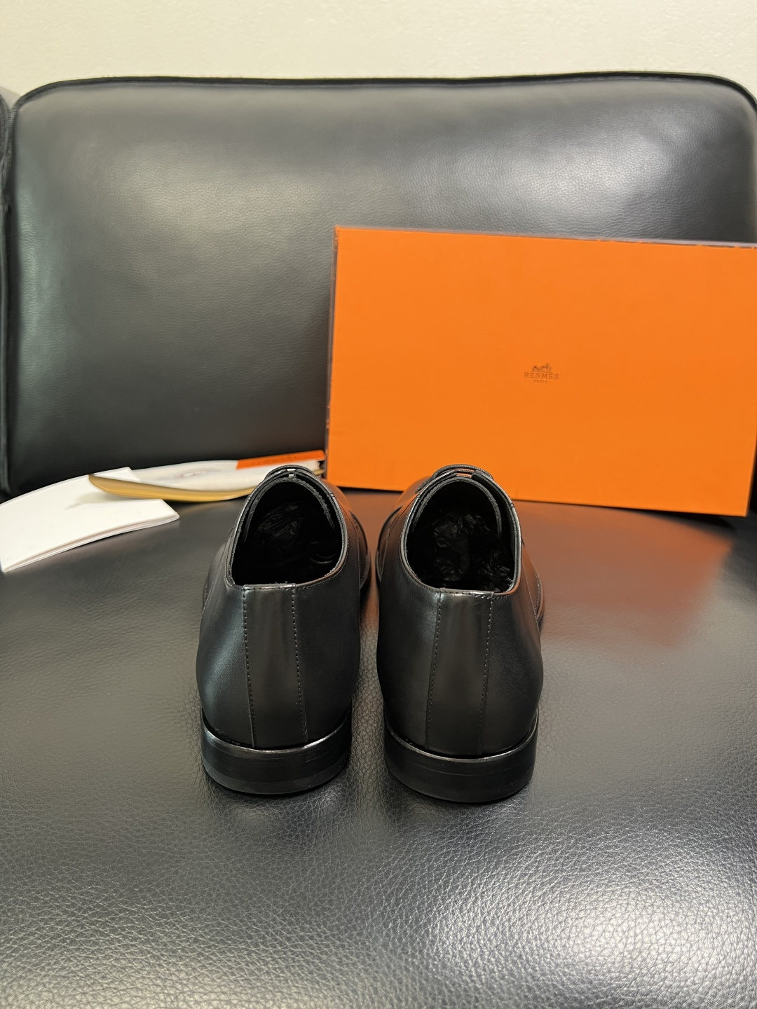 Hermes 高品质 顶级工艺品 爱马仕 皮鞋专柜同步 原厂配置，意大利进口原版牛皮面料，透气舒适进口水