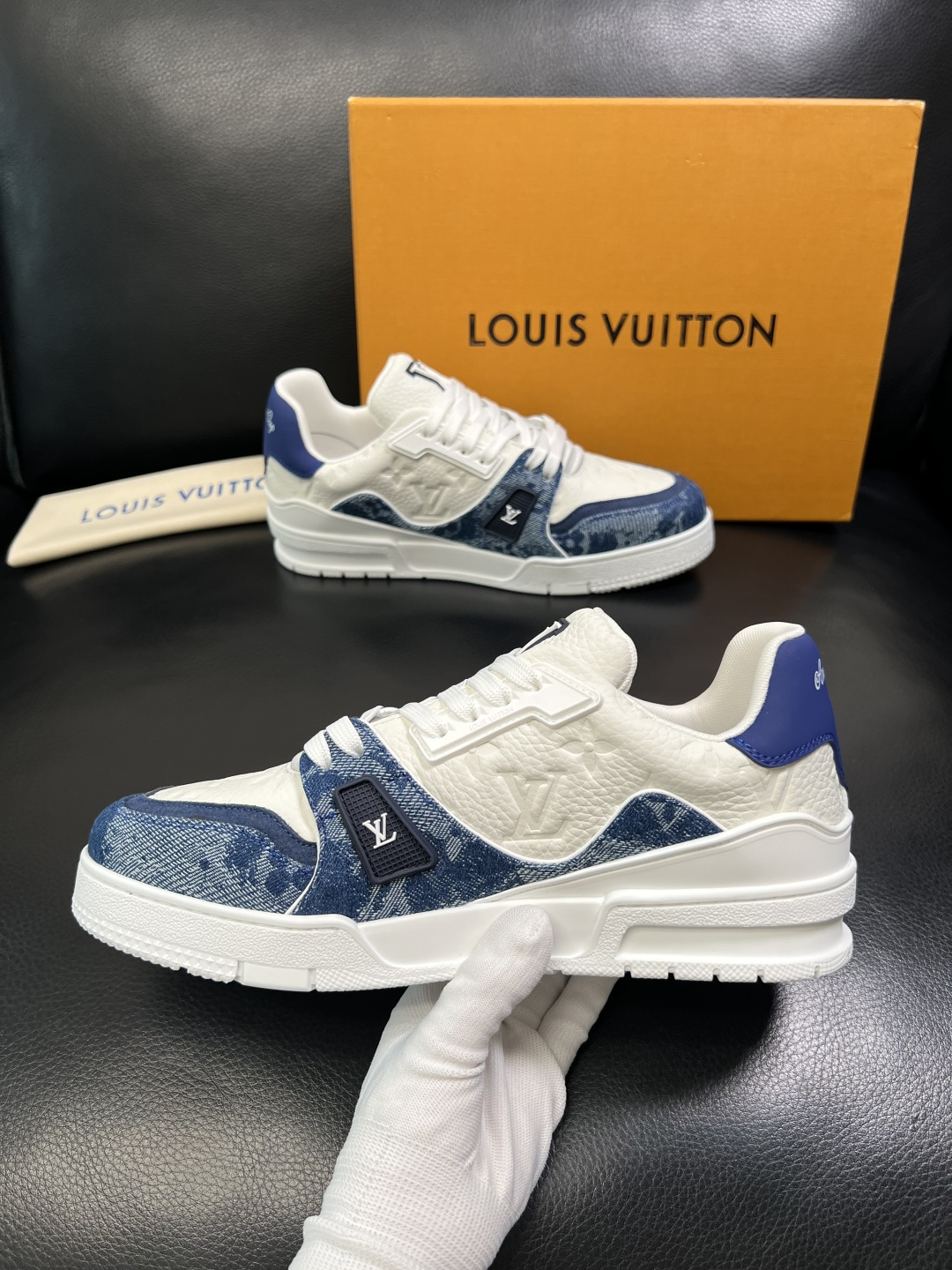 Lv 高品质 顶级工艺品 路易威登，运动板鞋专柜同步，鞋面意大利进口，高品质拼接缤纷色彩复杂工艺品，进口