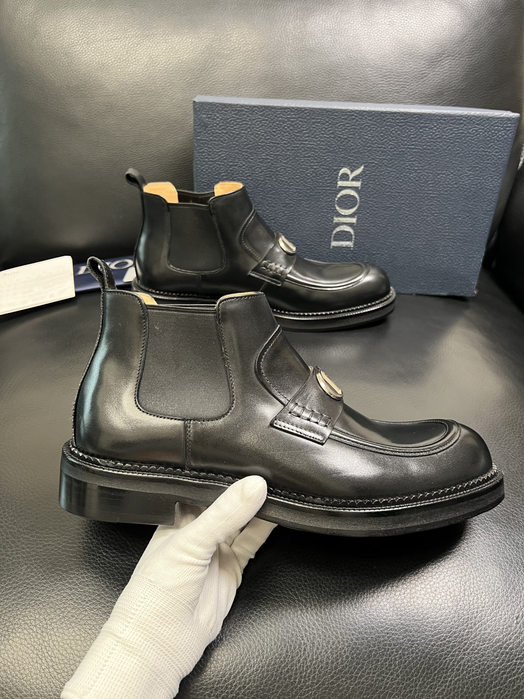 Dior 顶级工艺品 迪奥 靴子高帮专柜同步 原厂配置，意大利进口原版牛皮面料，透气舒适进口水染牛里垫，