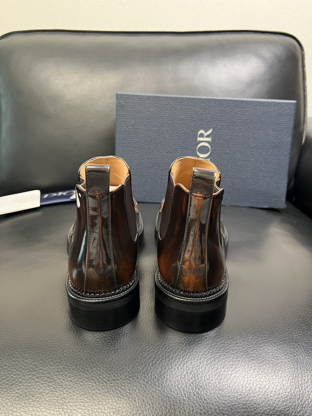 Dior 顶级工艺品 迪奥 靴子高帮专柜同步 原厂配置，意大利进口原版牛皮面料，透气舒适进口水染牛里垫，