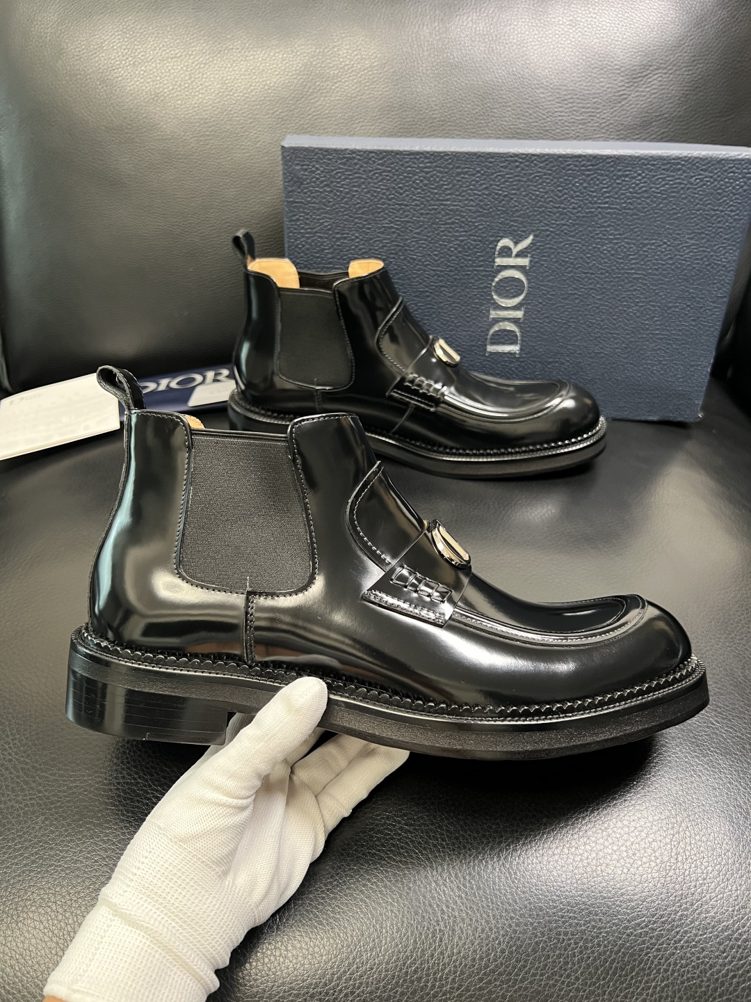 Dior 顶级工艺品 迪奥 靴子高帮专柜同步 原厂配置，意大利进口原版牛皮面料，透气舒适进口水染牛里垫，