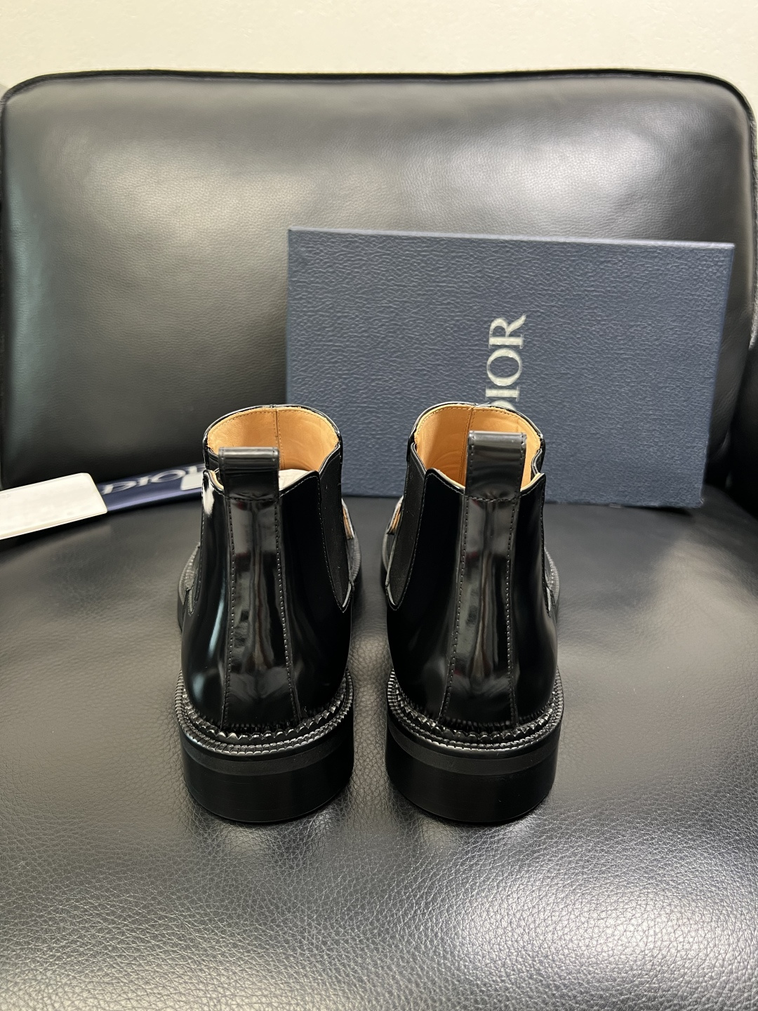 Dior 顶级工艺品 迪奥 靴子高帮专柜同步 原厂配置，意大利进口原版牛皮面料，透气舒适进口水染牛里垫，