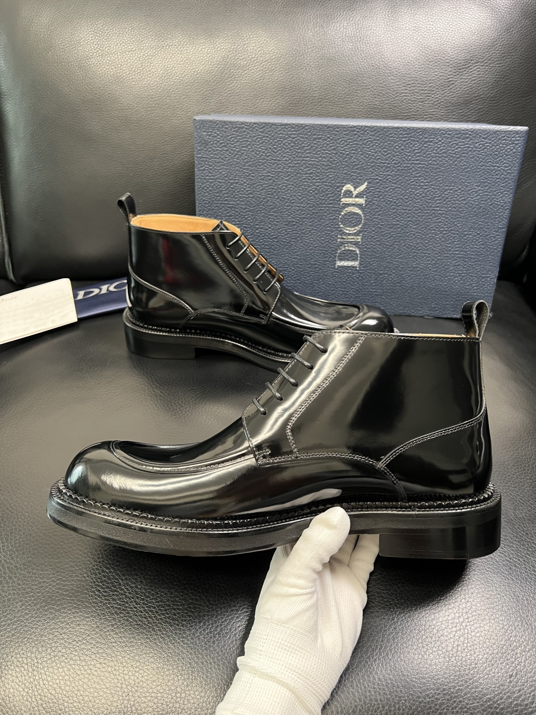 Dior 顶级工艺品 迪奥 靴子高帮专柜同步 原厂配置，意大利进口原版牛皮面料，透气舒适进口水染牛里垫，