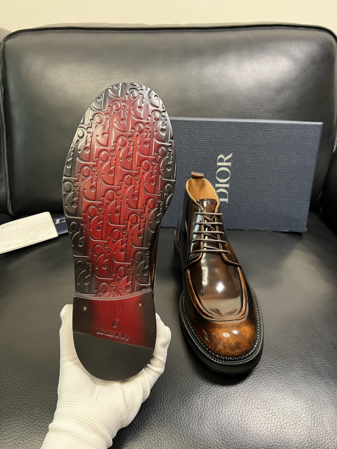 Dior 顶级工艺品 迪奥 靴子高帮专柜同步 原厂配置，意大利进口原版牛皮面料，透气舒适进口水染牛里垫，