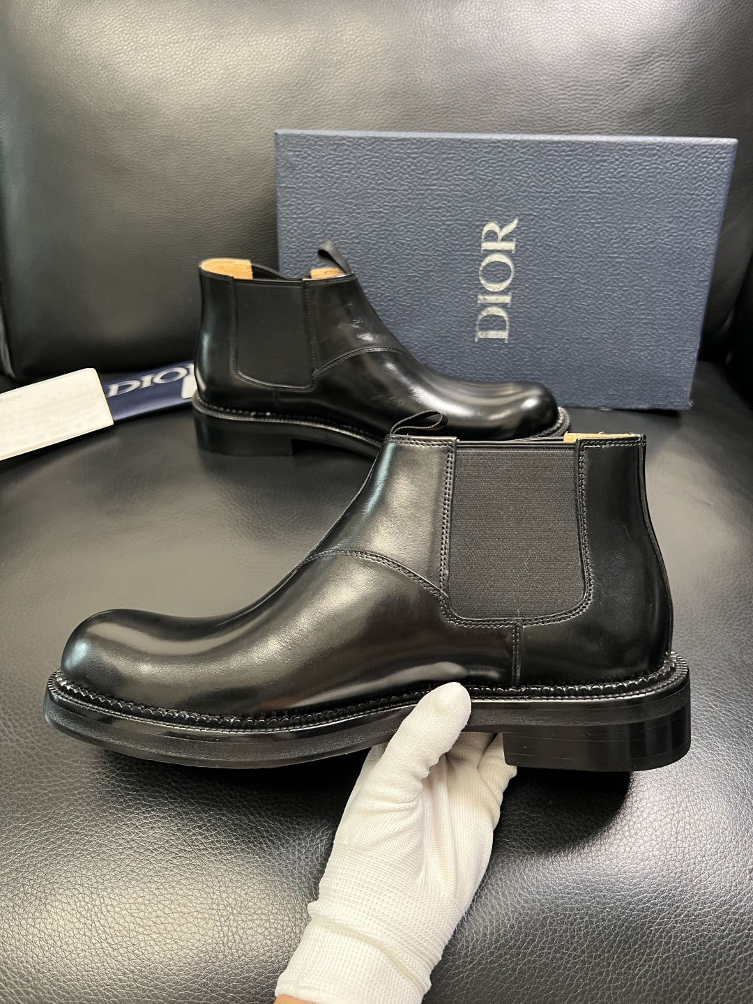 Dior 顶级工艺品 迪奥 靴子高帮专柜同步 原厂配置，意大利进口原版牛皮面料，透气舒适进口水染牛里垫，