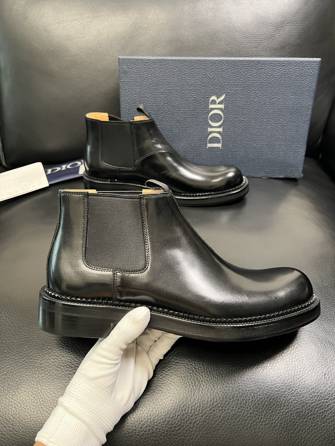 Dior 顶级工艺品 迪奥 靴子高帮专柜同步 原厂配置，意大利进口原版牛皮面料，透气舒适进口水染牛里垫，