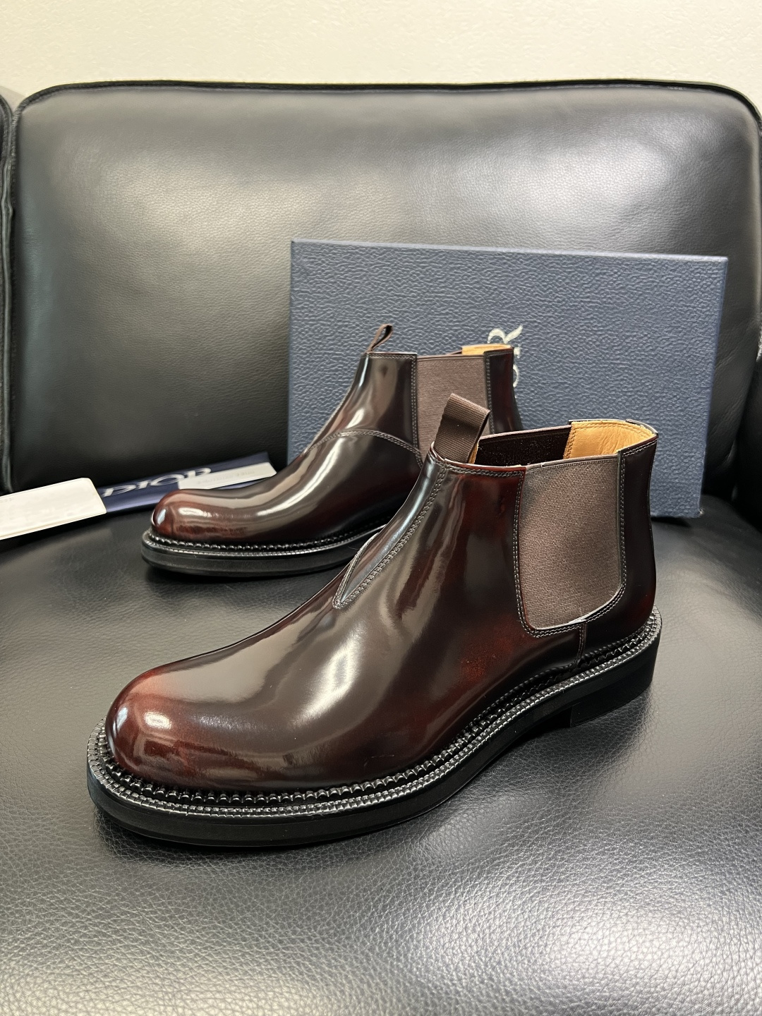 Dior 顶级工艺品 迪奥 靴子高帮专柜同步 原厂配置，意大利进口原版牛皮面料，透气舒适进口水染牛里垫，