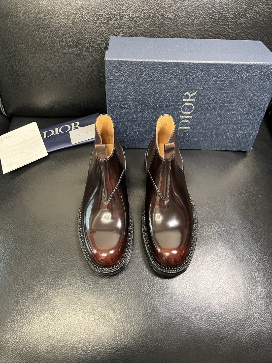 Dior 顶级工艺品 迪奥 靴子高帮专柜同步 原厂配置，意大利进口原版牛皮面料，透气舒适进口水染牛里垫，