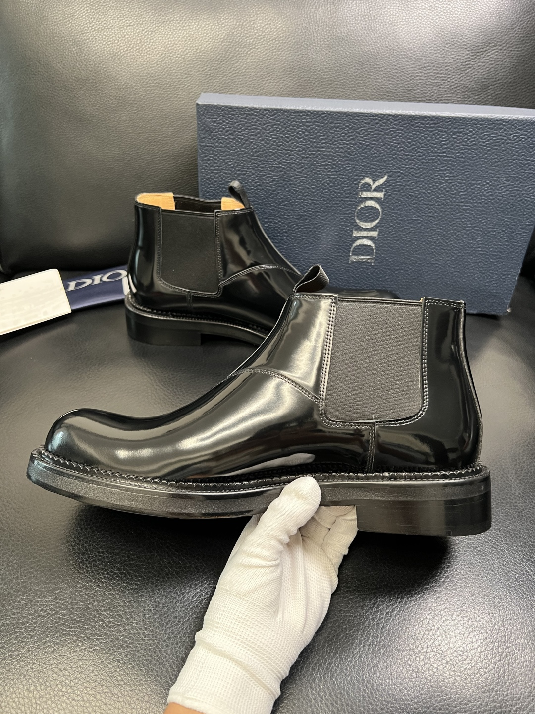 Dior 顶级工艺品 迪奥 靴子高帮专柜同步 原厂配置，意大利进口原版牛皮面料，透气舒适进口水染牛里垫，