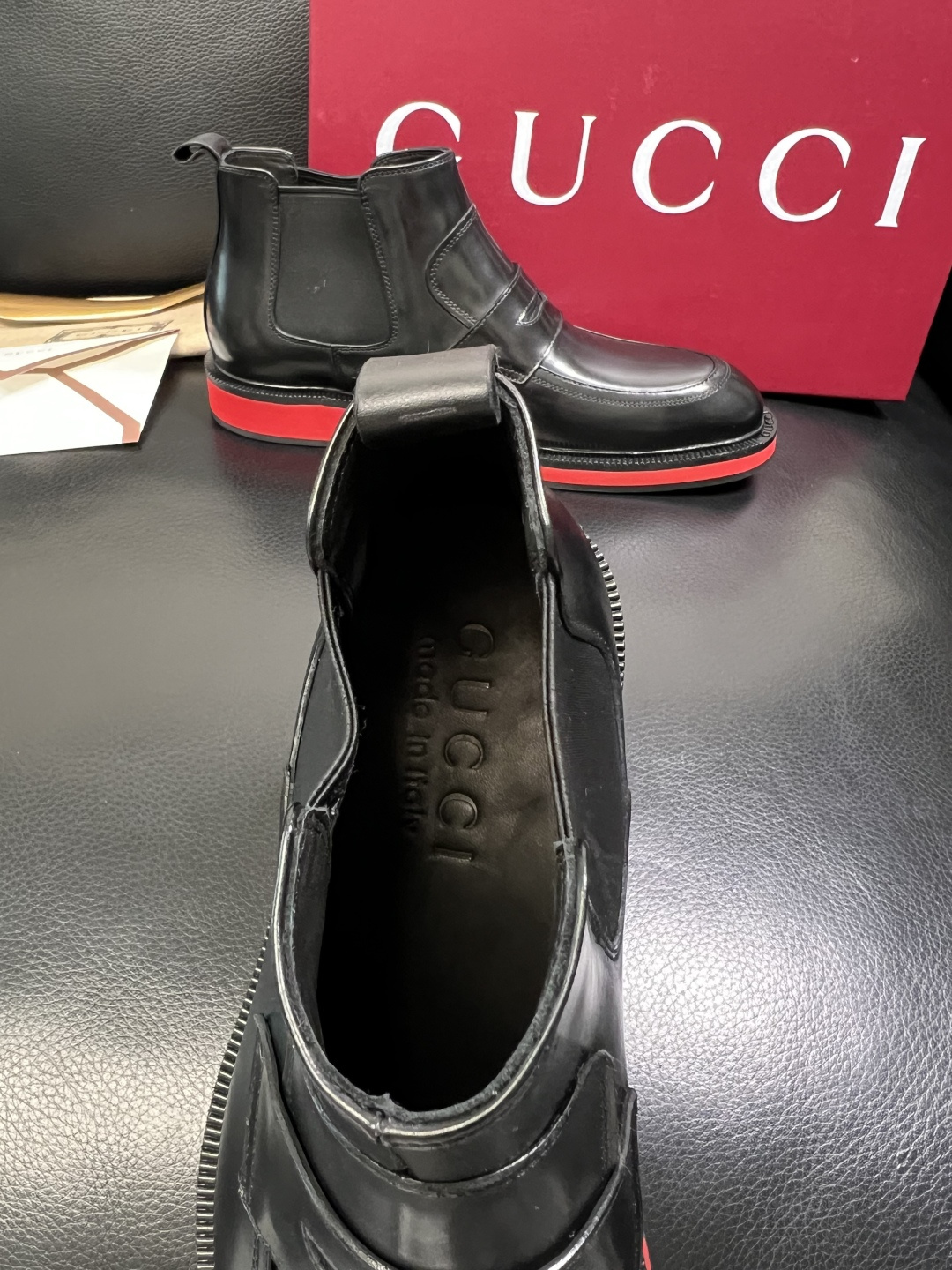 Gucci 高品质 顶级工艺品 古奇 皮鞋系列专柜同步 原厂配置，意大利进口原版牛皮，进口水染牛里 ，鞋