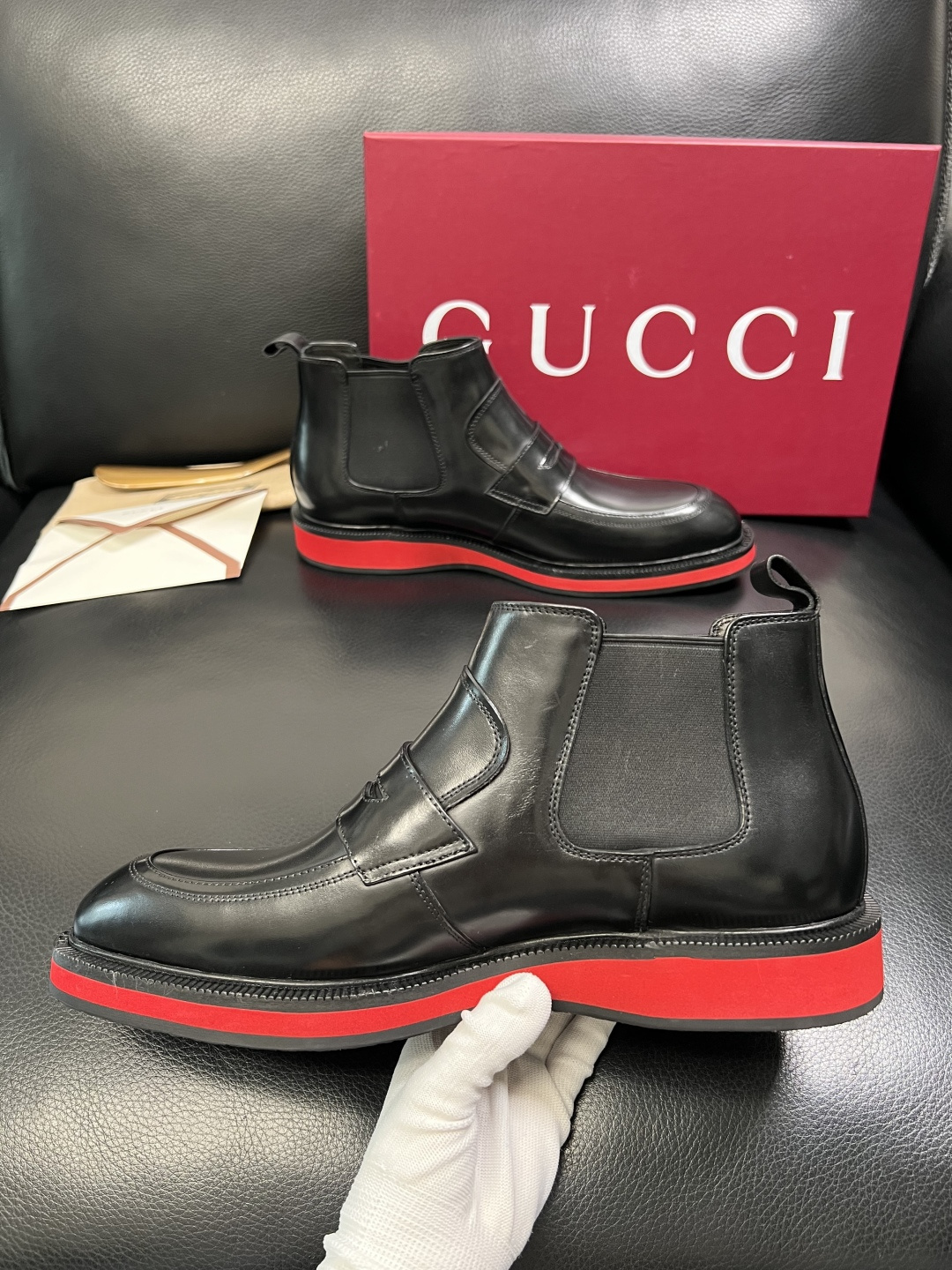 Gucci 高品质 顶级工艺品 古奇 皮鞋系列专柜同步 原厂配置，意大利进口原版牛皮，进口水染牛里 ，鞋
