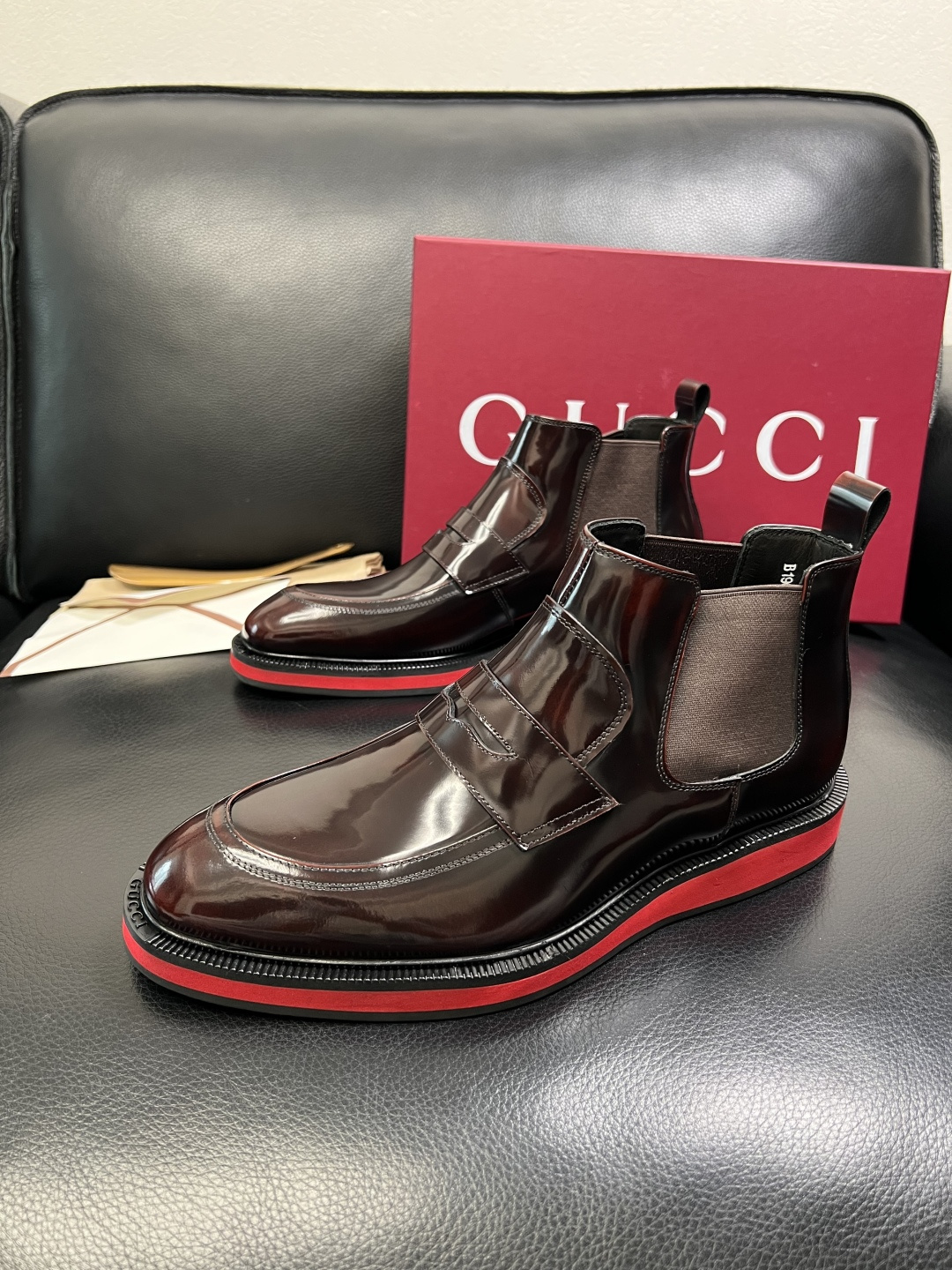 Gucci 高品质 顶级工艺品 古奇 皮鞋系列专柜同步 原厂配置，意大利进口原版牛皮，进口水染牛里 ，鞋