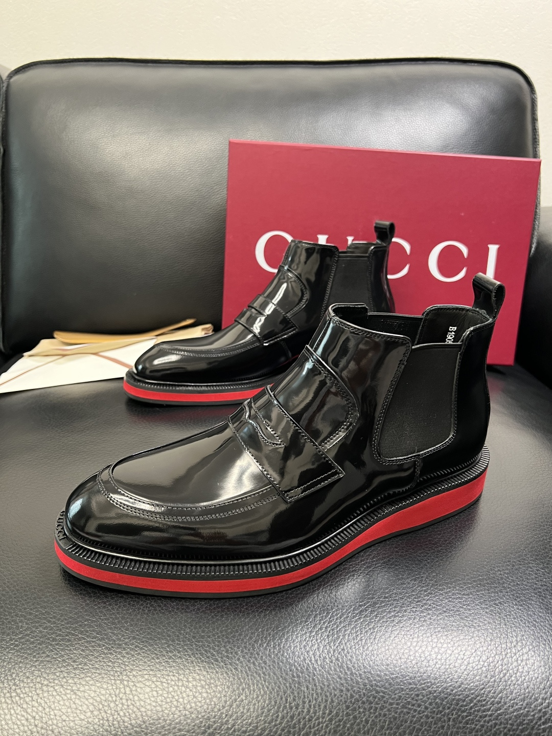 Gucci 高品质 顶级工艺品 古奇 皮鞋系列专柜同步 原厂配置，意大利进口原版牛皮，进口水染牛里 ，鞋