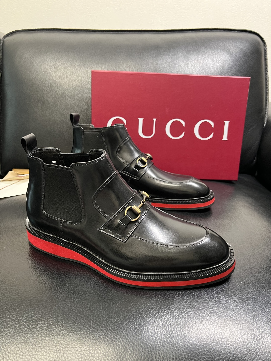 Gucci 高品质 顶级工艺品 古奇 皮鞋系列专柜同步 原厂配置，意大利进口原版牛皮，进口水染牛里 ，鞋