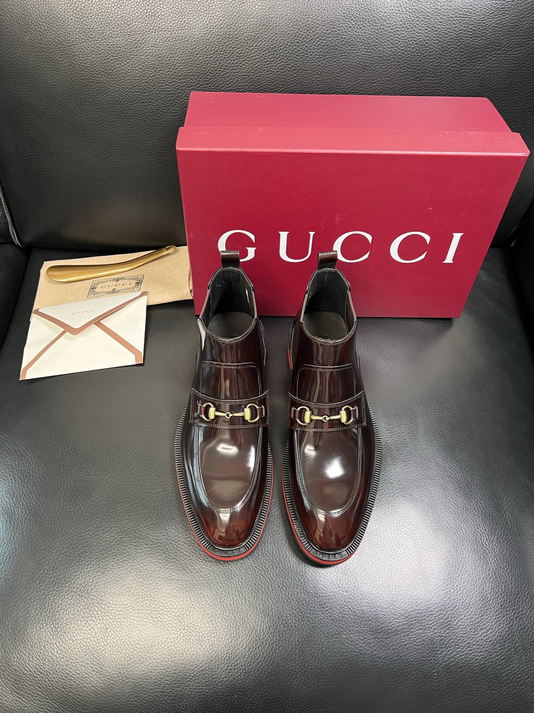 Gucci 高品质 顶级工艺品 古奇 皮鞋系列专柜同步 原厂配置，意大利进口原版牛皮，进口水染牛里 ，鞋