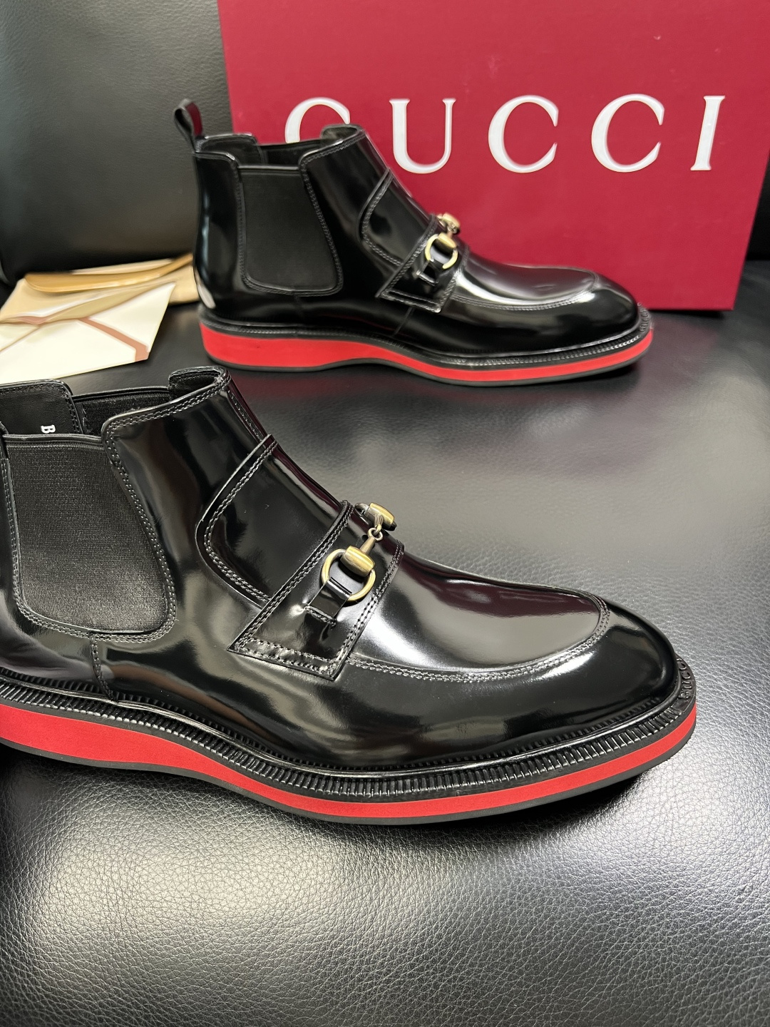 Gucci 高品质 顶级工艺品 古奇 皮鞋系列专柜同步 原厂配置，意大利进口原版牛皮，进口水染牛里 ，鞋