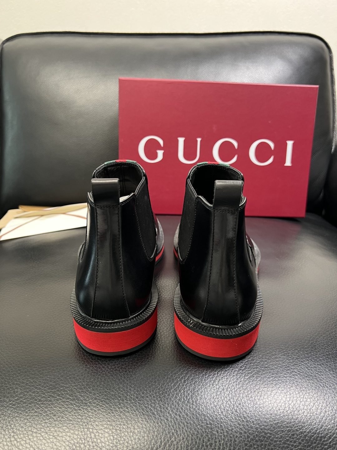 Gucci 高品质 顶级工艺品 古奇 皮鞋系列专柜同步 原厂配置，意大利进口原版牛皮，进口水染牛里 ，鞋