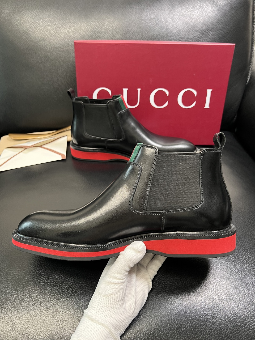 Gucci 高品质 顶级工艺品 古奇 皮鞋系列专柜同步 原厂配置，意大利进口原版牛皮，进口水染牛里 ，鞋