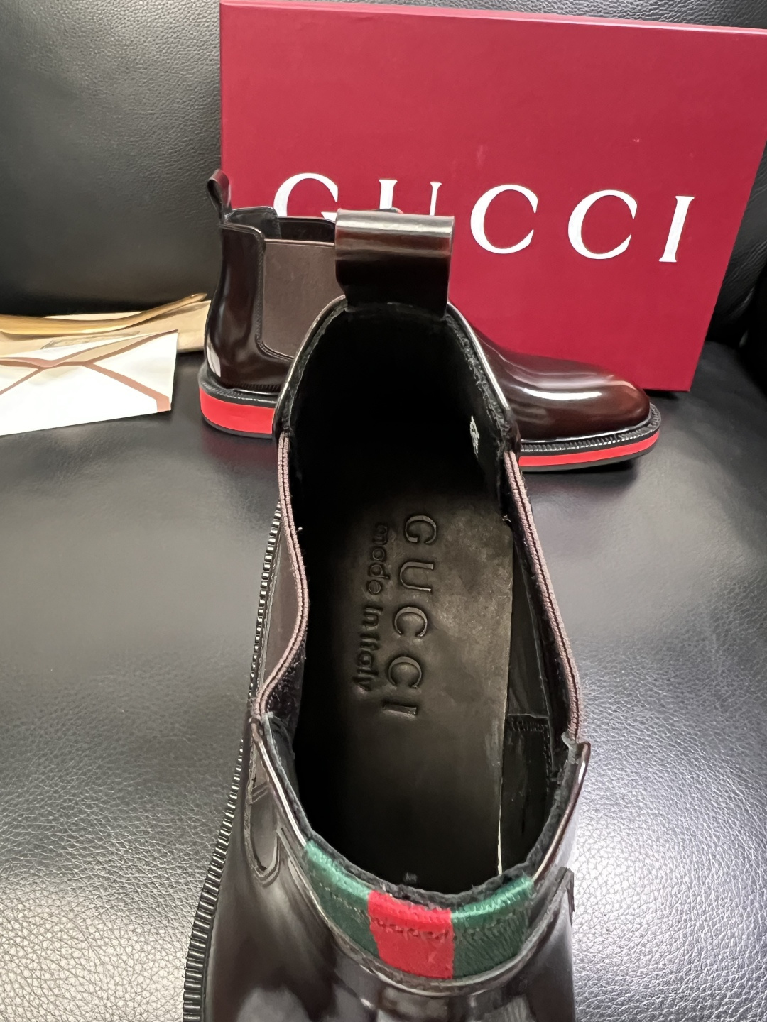 Gucci 高品质 顶级工艺品 古奇 皮鞋系列专柜同步 原厂配置，意大利进口原版牛皮，进口水染牛里 ，鞋