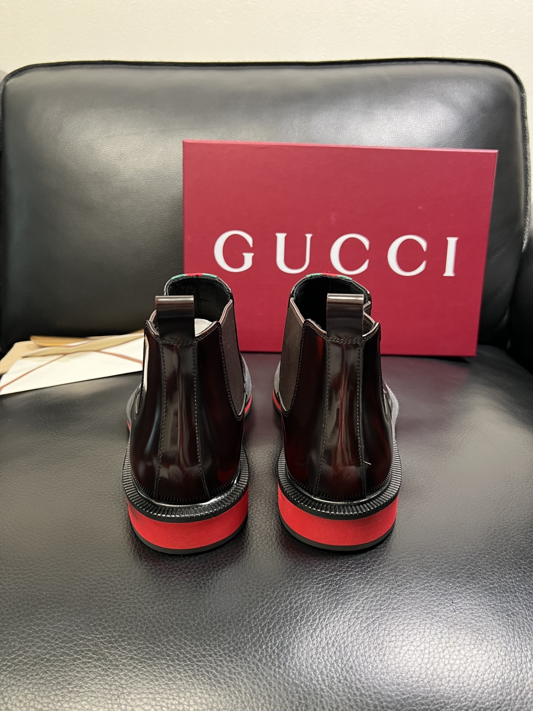 Gucci 高品质 顶级工艺品 古奇 皮鞋系列专柜同步 原厂配置，意大利进口原版牛皮，进口水染牛里 ，鞋