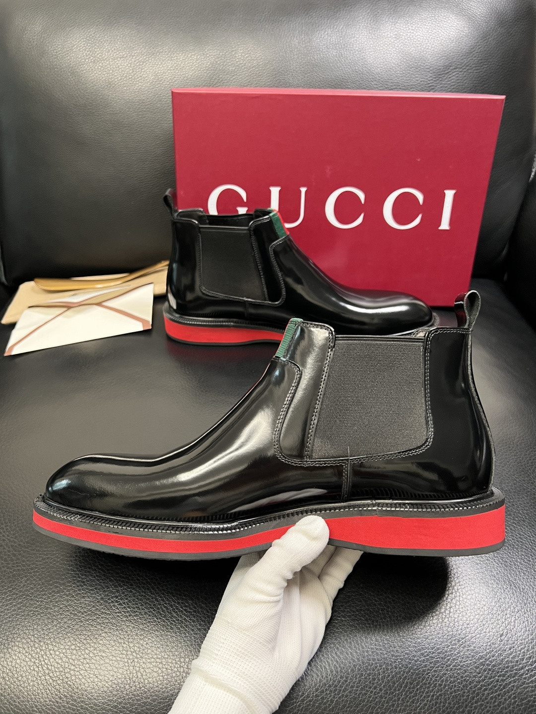 Gucci 高品质 顶级工艺品 古奇 皮鞋系列专柜同步 原厂配置，意大利进口原版牛皮，进口水染牛里 ，鞋
