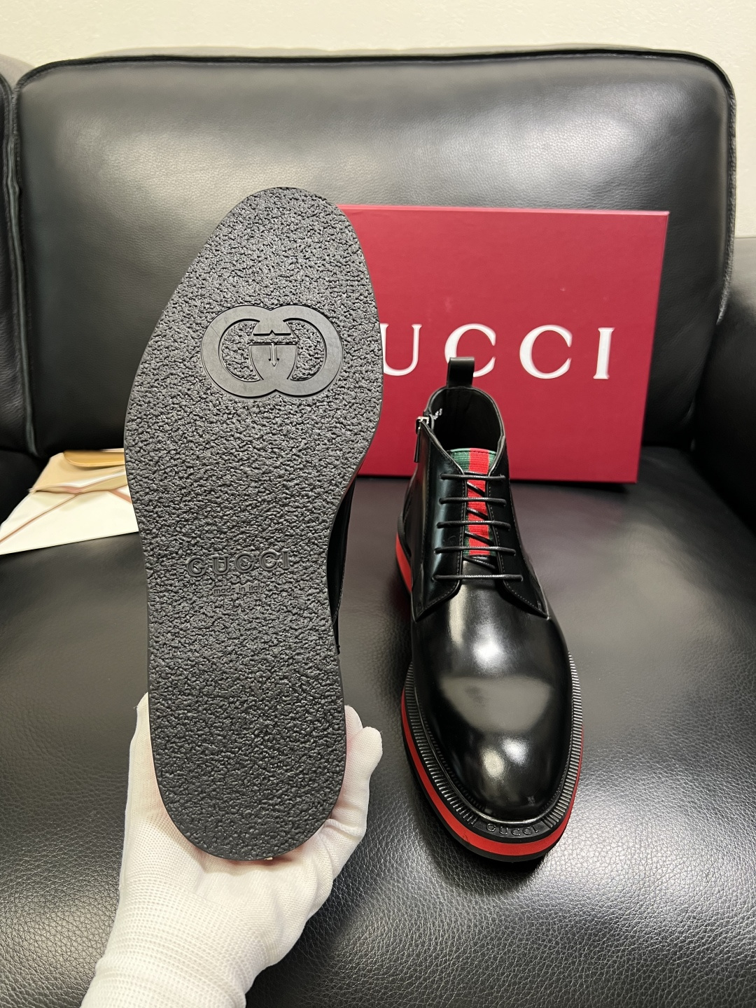 Gucci 高品质 顶级工艺品 古奇 皮鞋系列专柜同步 原厂配置，意大利进口原版牛皮，进口水染牛里 ，鞋