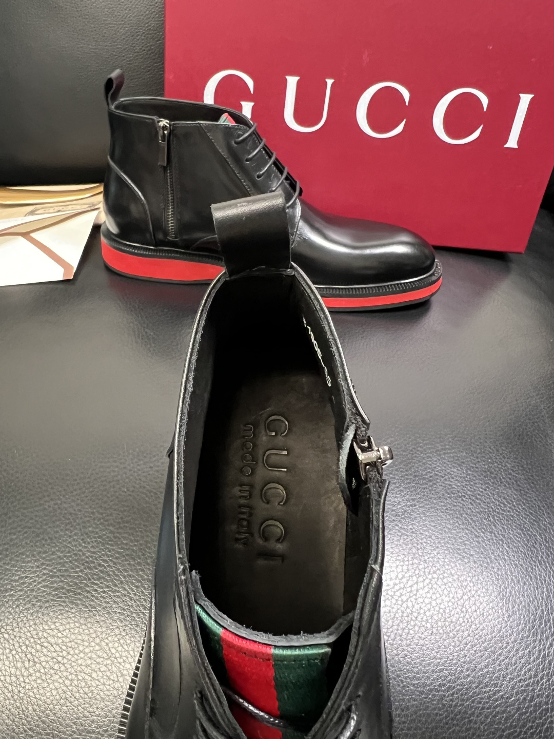 Gucci 高品质 顶级工艺品 古奇 皮鞋系列专柜同步 原厂配置，意大利进口原版牛皮，进口水染牛里 ，鞋