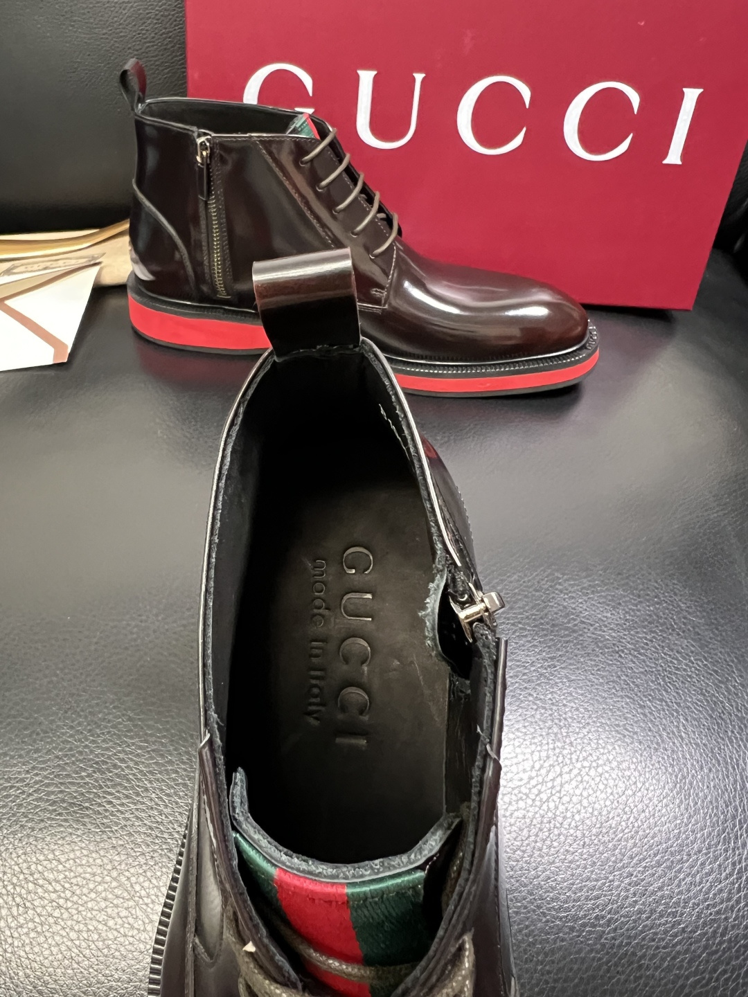 Gucci 高品质 顶级工艺品 古奇 皮鞋系列专柜同步 原厂配置，意大利进口原版牛皮，进口水染牛里 ，鞋