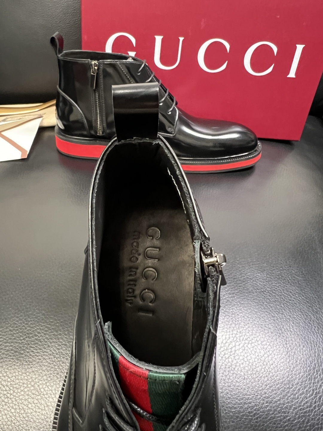 Gucci 高品质 顶级工艺品 古奇 皮鞋系列专柜同步 原厂配置，意大利进口原版牛皮，进口水染牛里 ，鞋