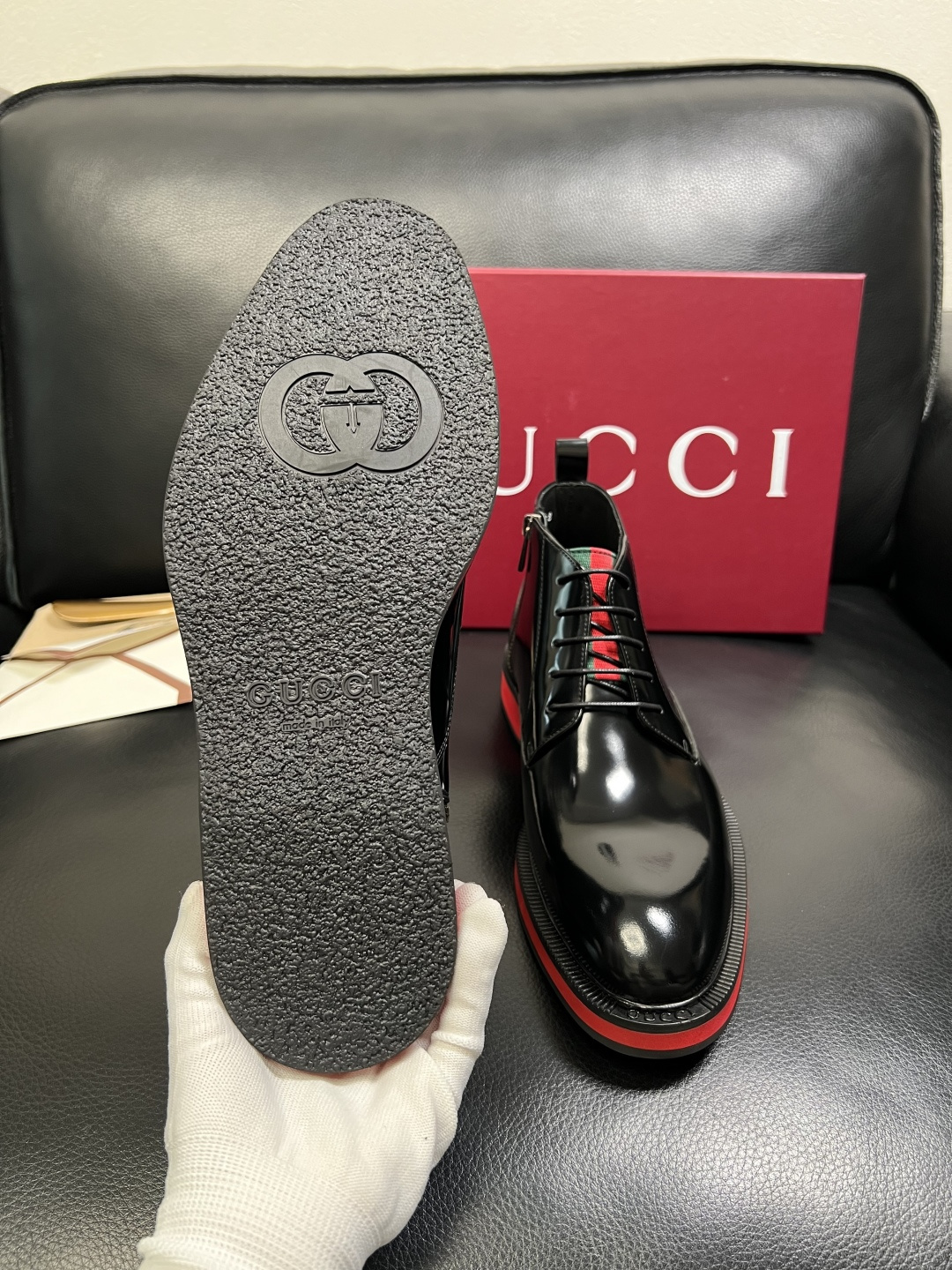 Gucci 高品质 顶级工艺品 古奇 皮鞋系列专柜同步 原厂配置，意大利进口原版牛皮，进口水染牛里 ，鞋