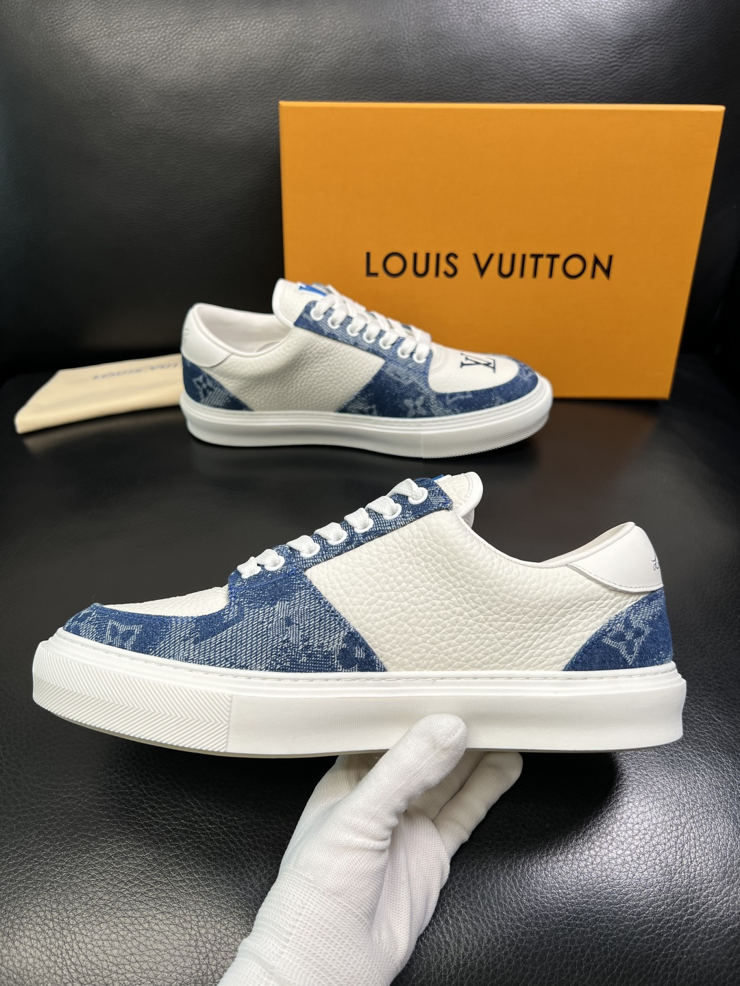 Lv 高品质 顶级工艺品 路易威登，运动板鞋专柜同步，鞋面意大利进口，高品质拼接缤纷色彩复杂工艺品，进口