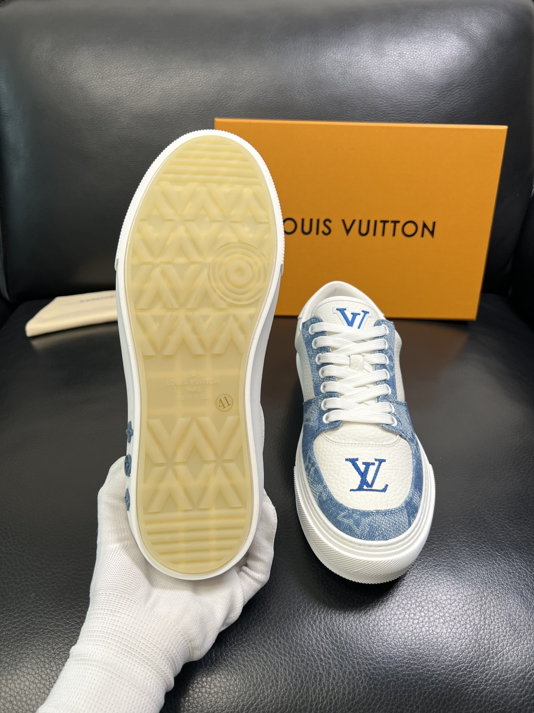 Lv 高品质 顶级工艺品 路易威登，运动板鞋专柜同步，鞋面意大利进口，高品质拼接缤纷色彩复杂工艺品，进口