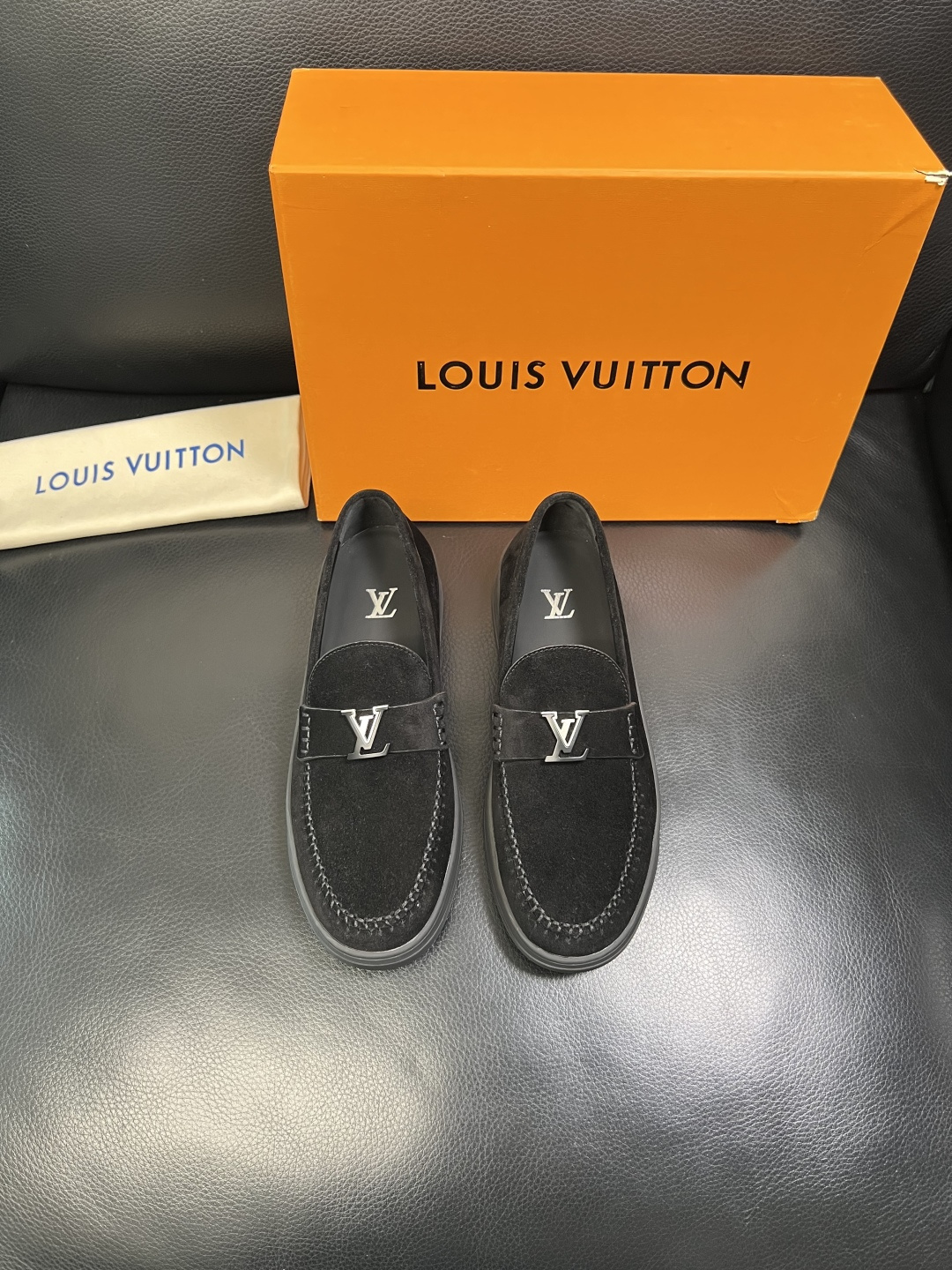 Lv 高品质 顶级工艺品 路易威登，运动板鞋专柜同步，鞋面意大利进口，高品质拼接缤纷色彩复杂工艺品，进口