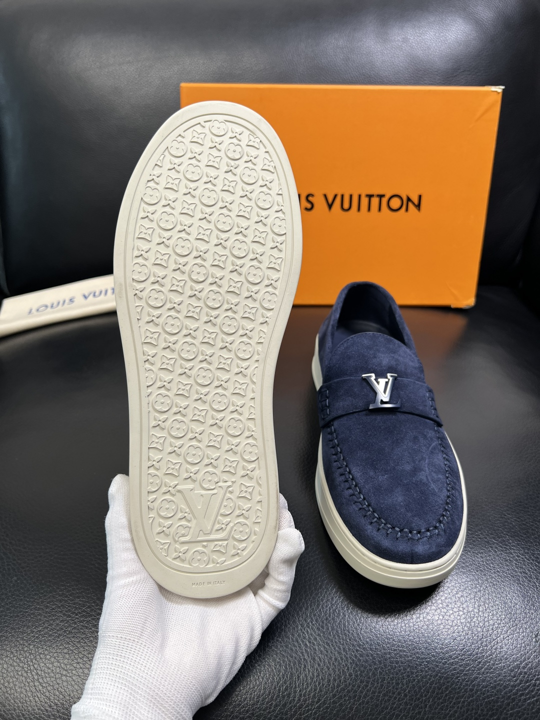 Lv 高品质 顶级工艺品 路易威登，运动板鞋专柜同步，鞋面意大利进口，高品质拼接缤纷色彩复杂工艺品，进口