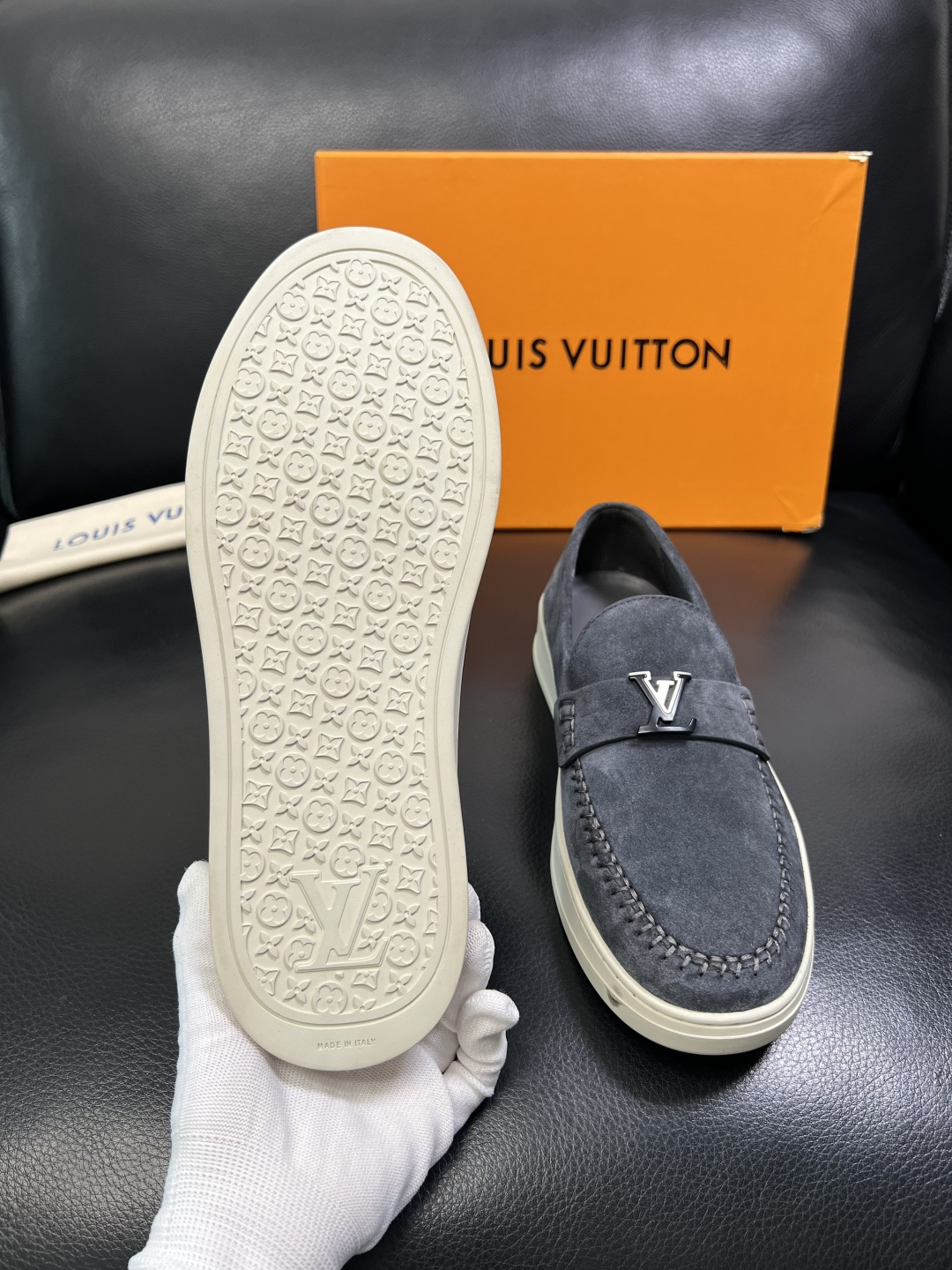 Lv 高品质 顶级工艺品 路易威登，运动板鞋专柜同步，鞋面意大利进口，高品质拼接缤纷色彩复杂工艺品，进口