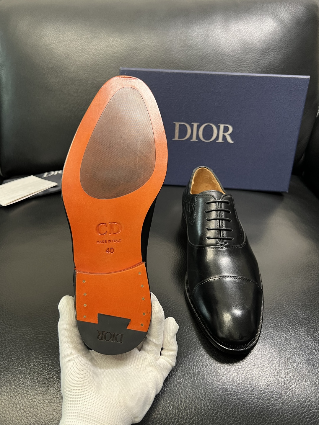 Dior 高品质 顶级工艺品 迪奥 皮鞋系列专柜同步原厂配置，意大利进口牛皮，全进口水染牛皮里垫，鞋底：