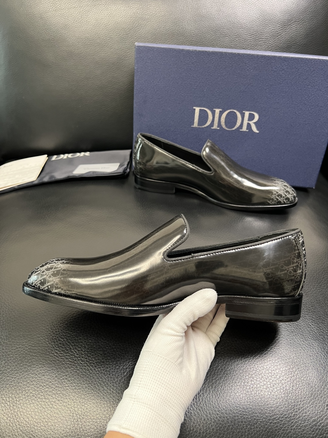Dior 高品质 顶级工艺品 迪奥 皮鞋系列专柜同步原厂配置，意大利进口牛皮，全进口水染牛皮里垫，鞋底：