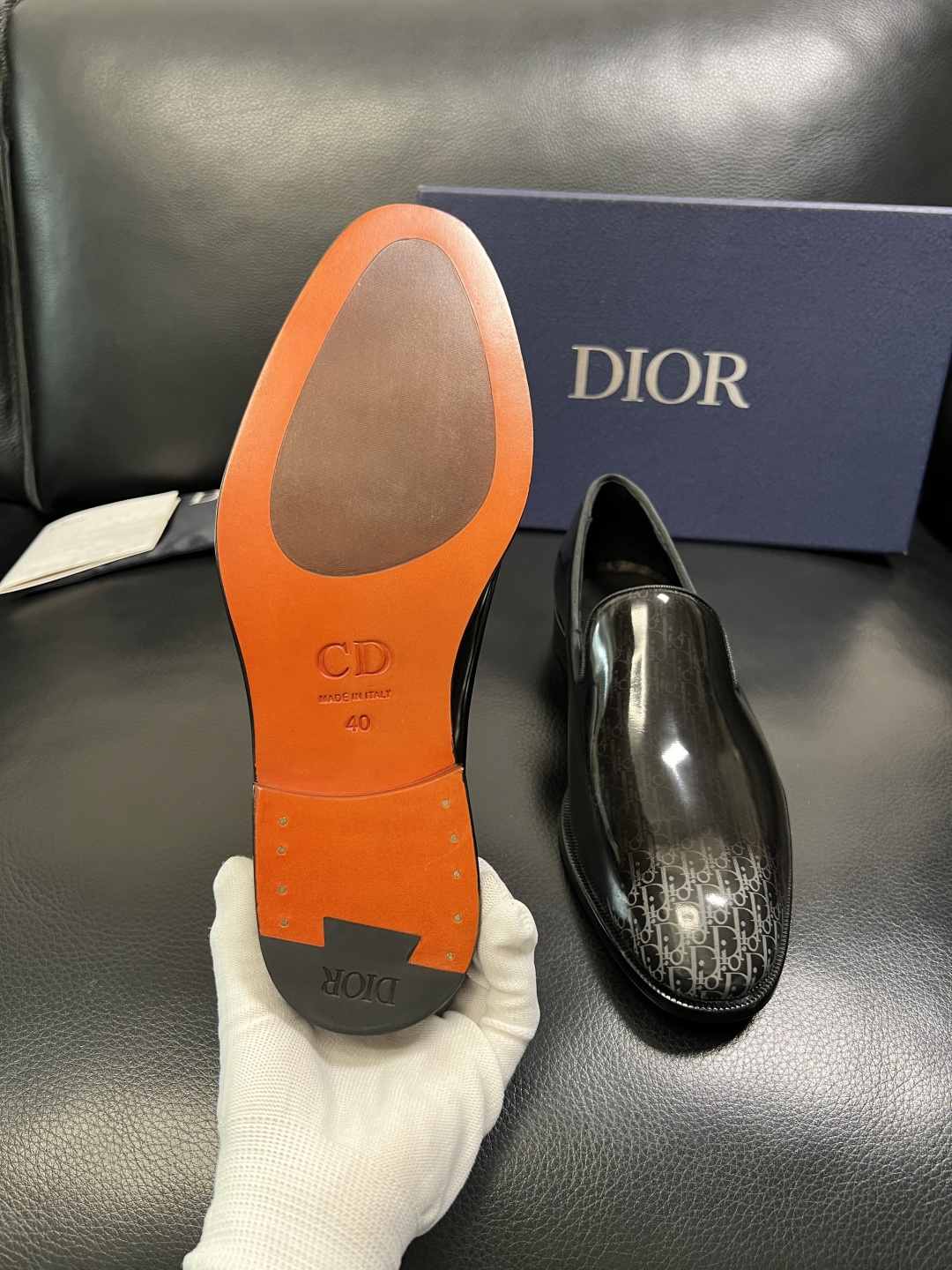 Dior 高品质 顶级工艺品 迪奥 皮鞋系列专柜同步原厂配置，意大利进口牛皮，全进口水染牛皮里垫，鞋底：