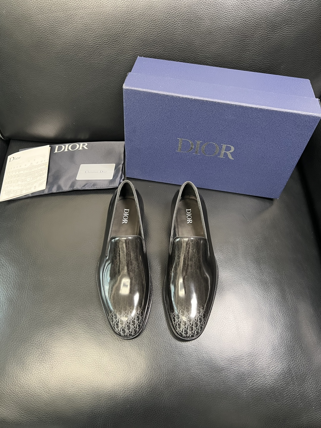 Dior 高品质 顶级工艺品 迪奥 皮鞋系列专柜同步原厂配置，意大利进口牛皮，全进口水染牛皮里垫，鞋底：
