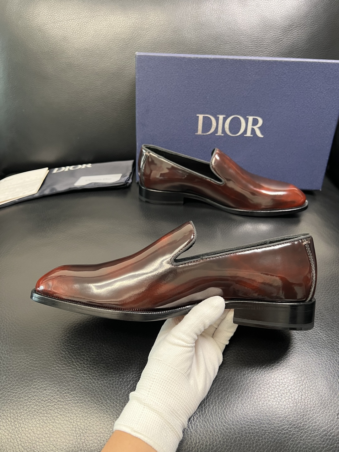 Dior 高品质 顶级工艺品 迪奥 皮鞋系列专柜同步原厂配置，意大利进口牛皮，全进口水染牛皮里垫，鞋底：