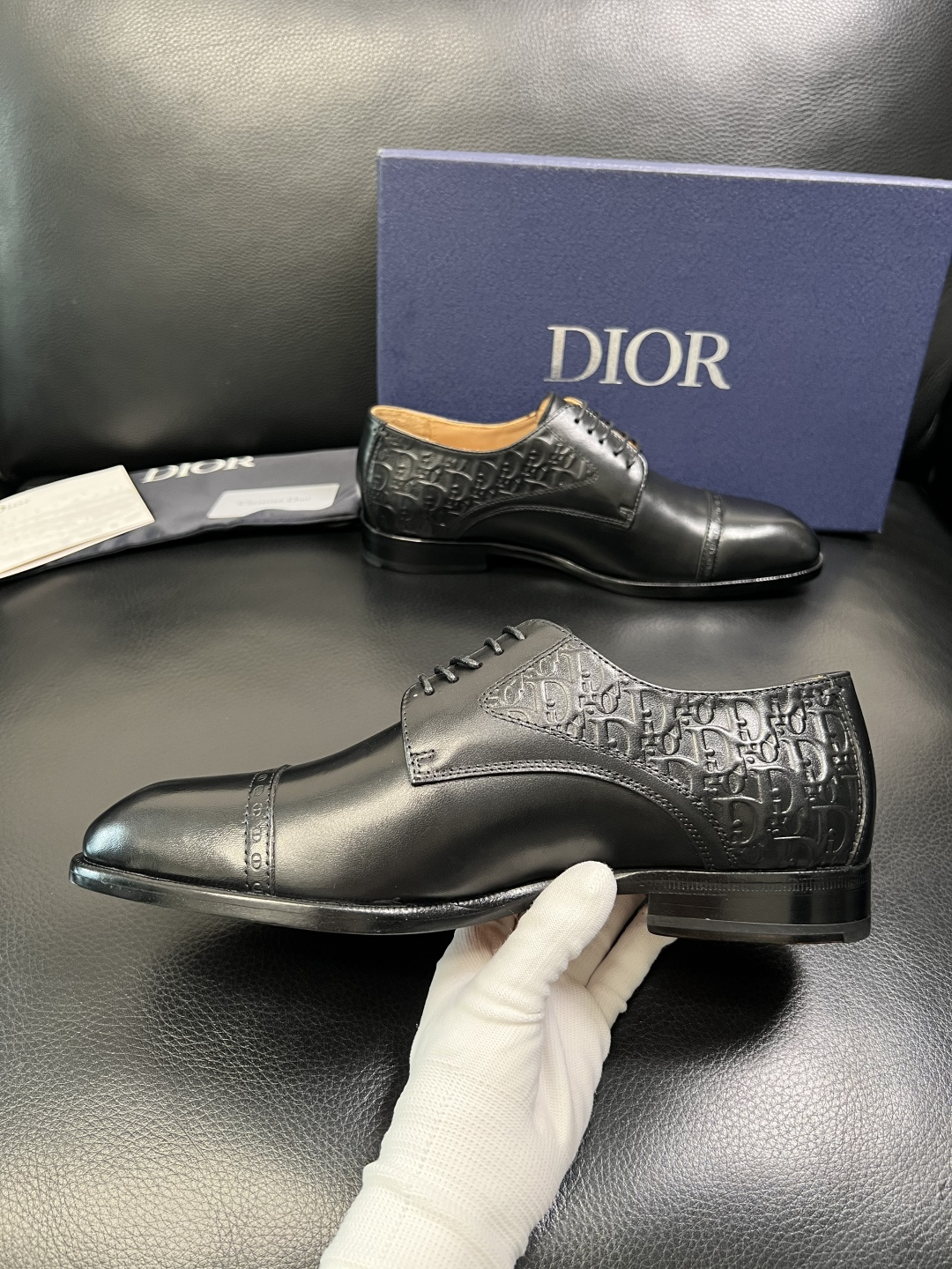 Dior 高品质 顶级工艺品 迪奥 皮鞋系列专柜同步原厂配置，意大利进口牛皮，全进口水染牛皮里垫，鞋底：