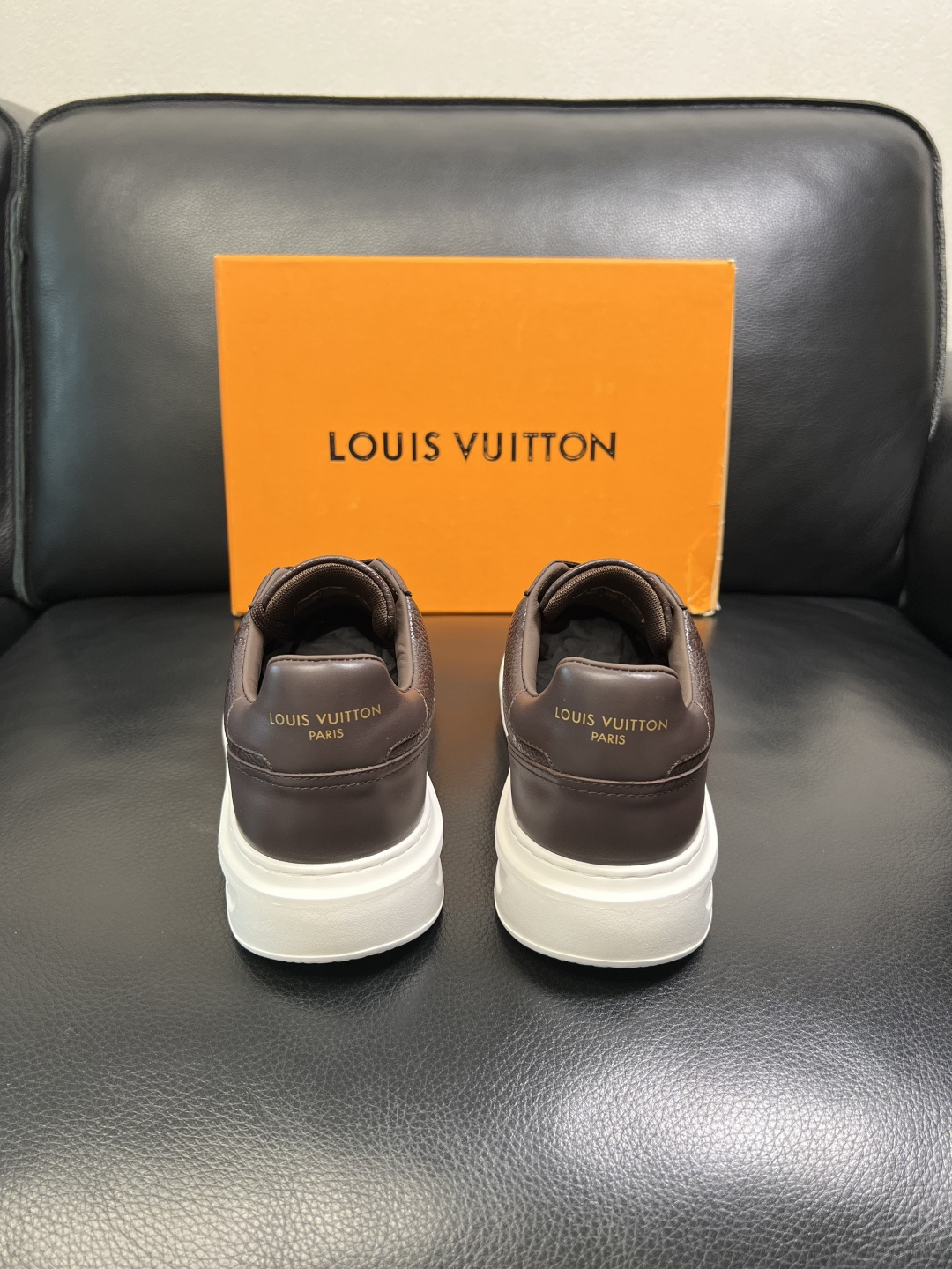 Lv 高品质 顶级工艺品 路易威登，运动板鞋专柜同步，鞋面意大利进口，高品质拼接缤纷色彩复杂工艺品，进口