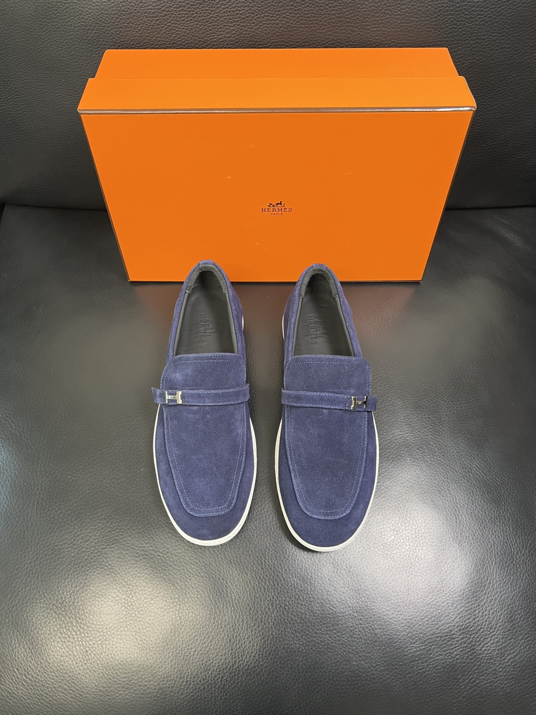 Hermes 高品质 顶级工艺品 爱马仕 专柜同步发售原厂配置，意大利进口原版牛皮面料，高品质拼接工艺，