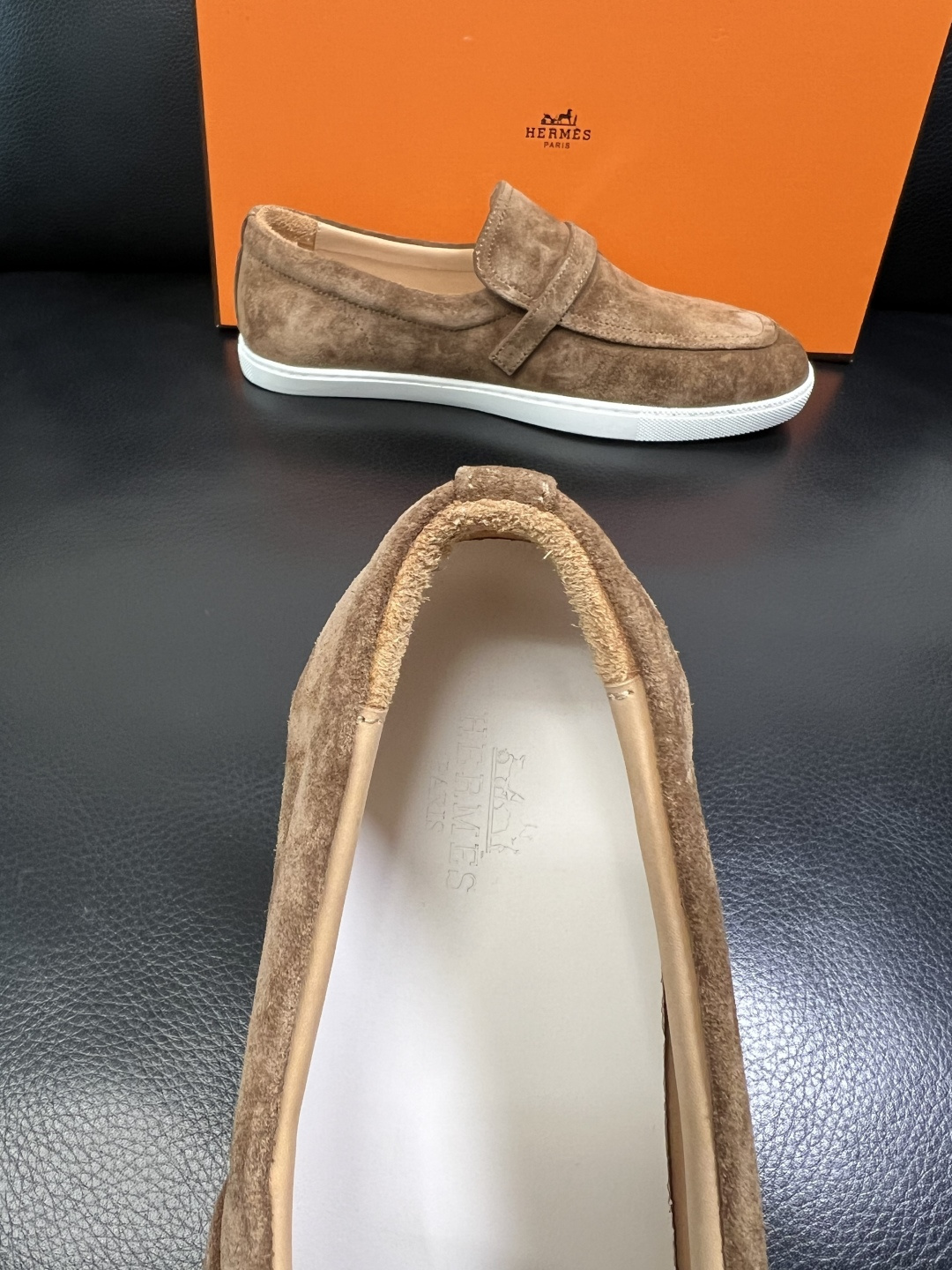 Hermes 高品质 顶级工艺品 爱马仕 专柜同步发售原厂配置，意大利进口原版牛皮面料，高品质拼接工艺，