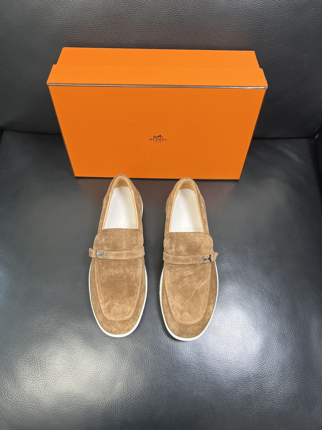 Hermes 高品质 顶级工艺品 爱马仕 专柜同步发售原厂配置，意大利进口原版牛皮面料，高品质拼接工艺，