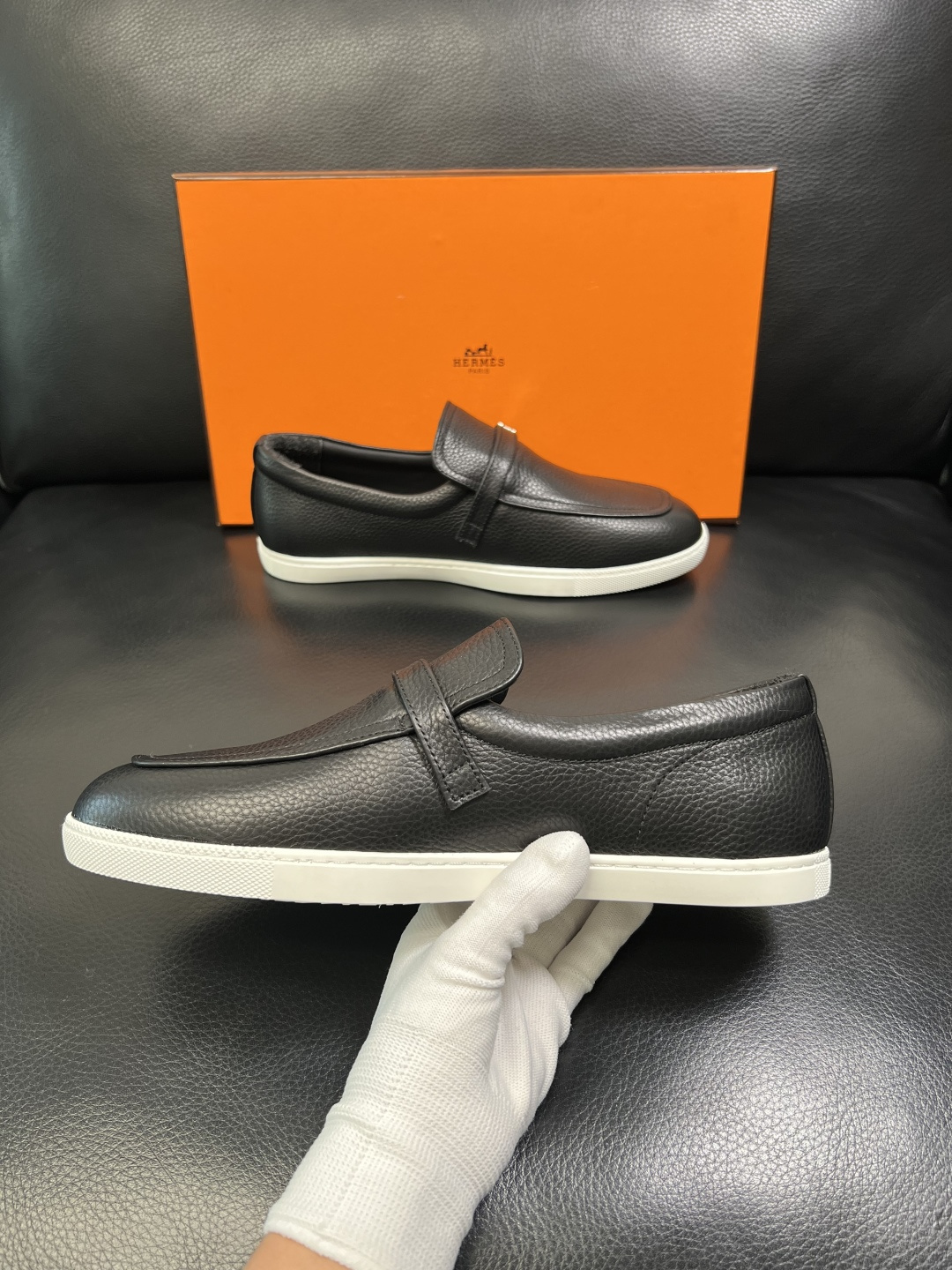 Hermes 高品质 顶级工艺品 爱马仕 专柜同步发售原厂配置，意大利进口原版牛皮面料，高品质拼接工艺，