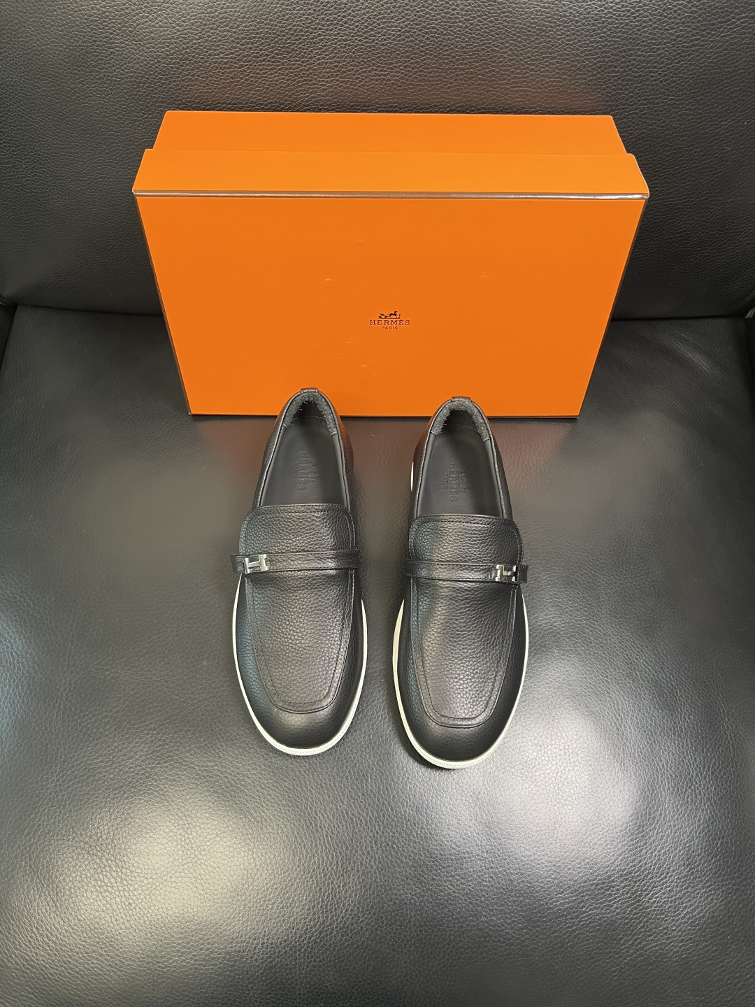 Hermes 高品质 顶级工艺品 爱马仕 专柜同步发售原厂配置，意大利进口原版牛皮面料，高品质拼接工艺，