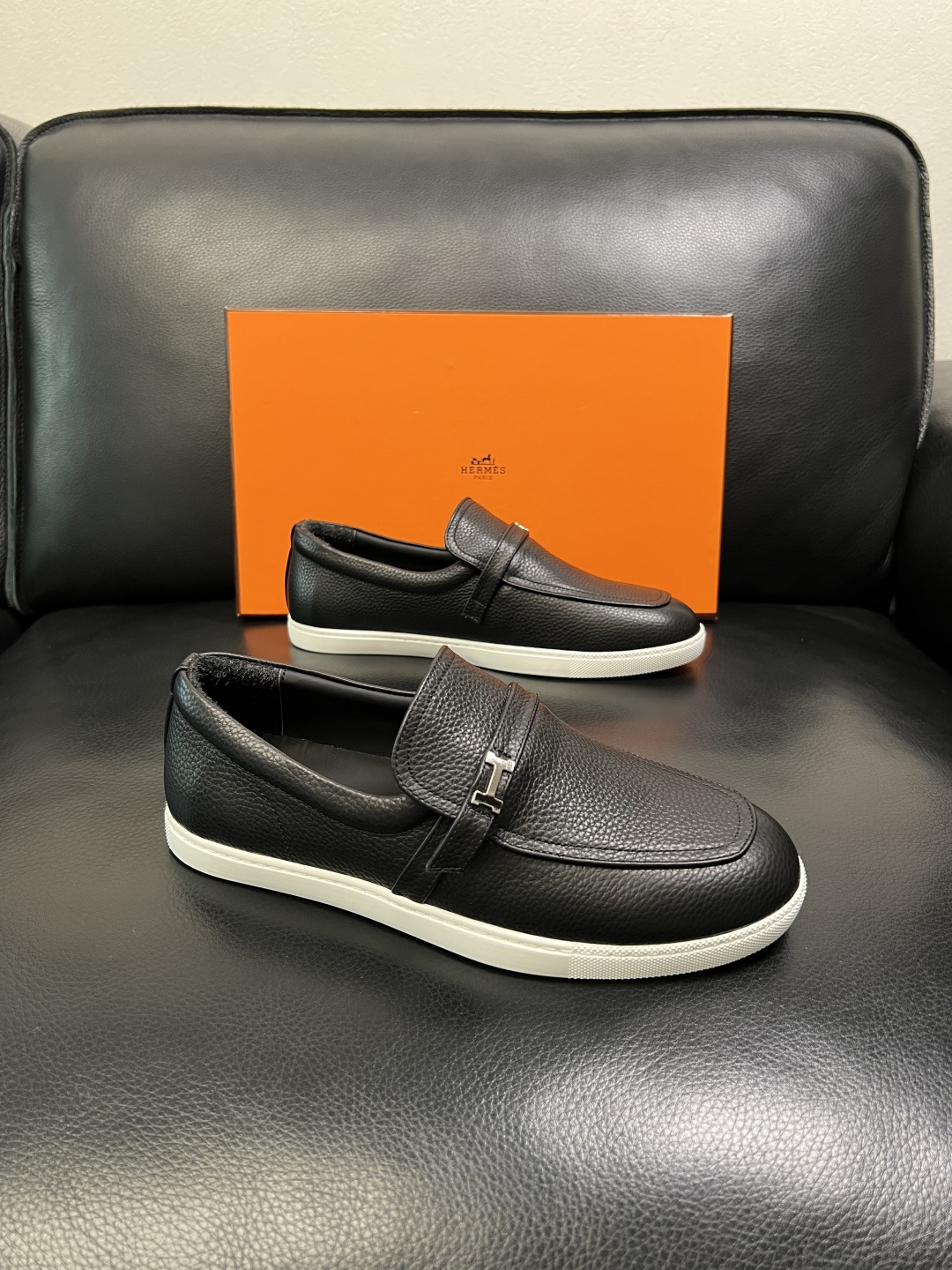 Hermes 高品质 顶级工艺品 爱马仕 专柜同步发售原厂配置，意大利进口原版牛皮面料，高品质拼接工艺，